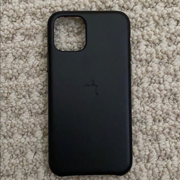 Apple iPhone 11 Pro leather case - Picture 3 of 4